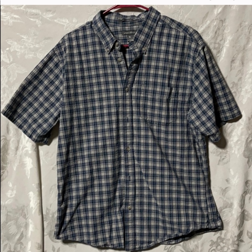 Eddie Bauer men’s casual button up shirt